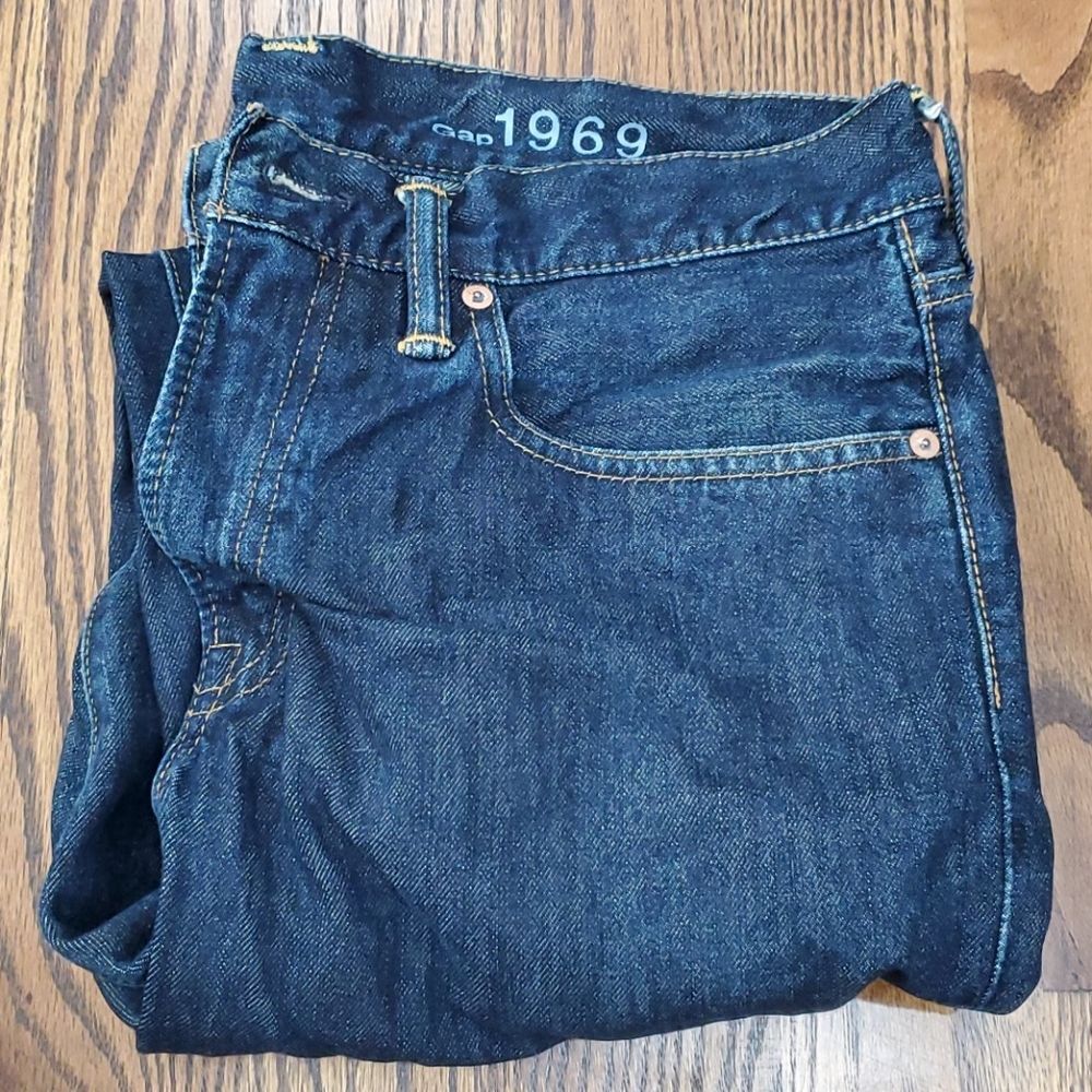 Gently worn GAP 1969 jeans 32x30
